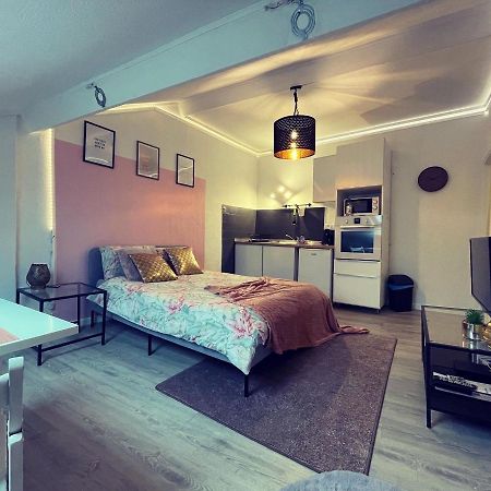 La Garde Studio Atypique Le Rocher, Climatisation, Belle Decoration Екстериор снимка