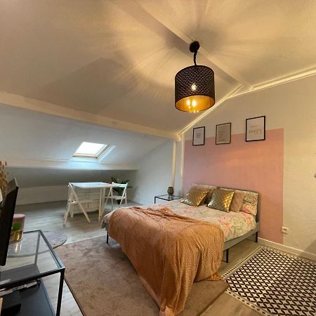 La Garde Studio Atypique Le Rocher, Climatisation, Belle Decoration Екстериор снимка